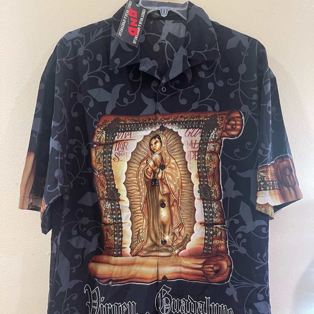 Shirt, short sleeve. Virgem de Guadalupe, NWT